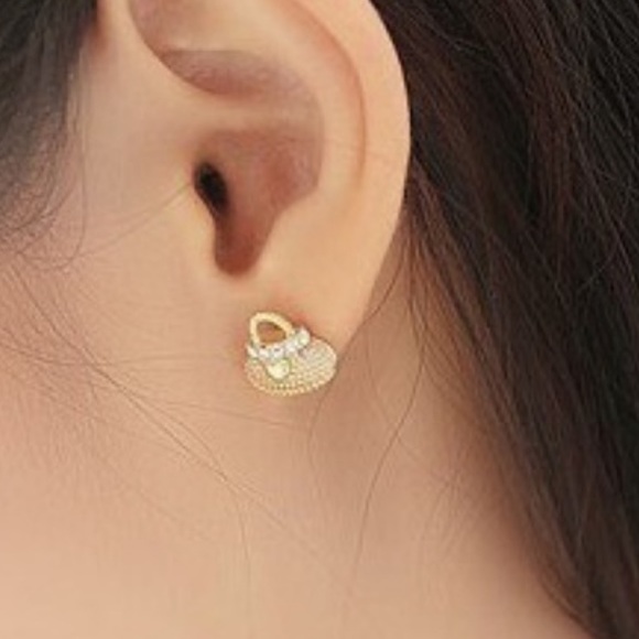 ❤️ White & Gold Purse High Heel Show Fun Earrings - Picture 3 of 3